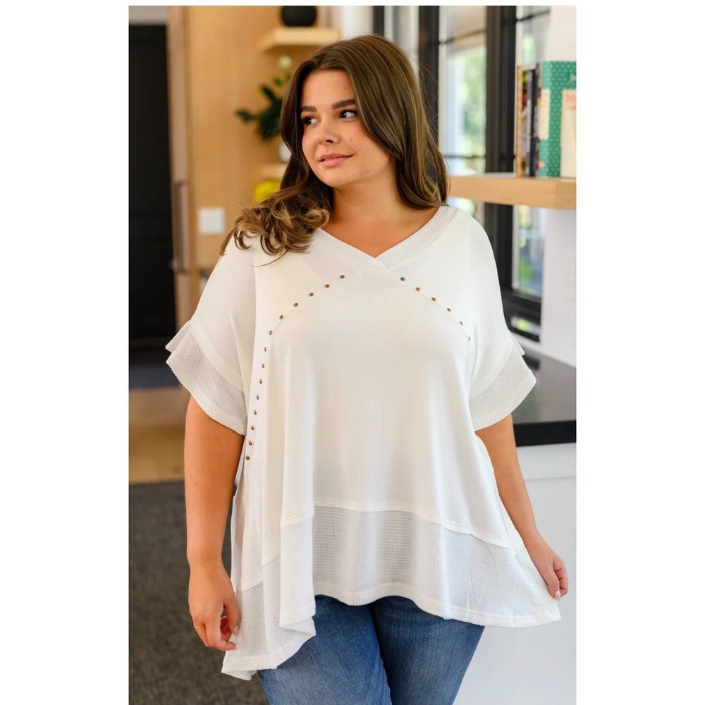 Unbranded Studded V-Neck Tunic Top Women XL White Waffle Knit Tiered Ruffle